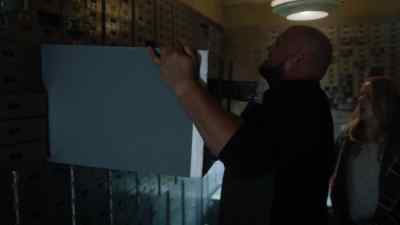 CAITLIN:
You guys, come take this. - The Gifted