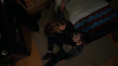 Cal. Come on, buddy. - Manifest