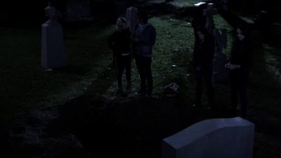 Caleb: ALL RIGHT, THE APP
IS VOICE-ACTIVATED, - Pretty Little Liars