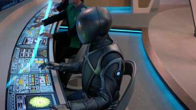 Calivon patrol ship approaching. - The Orville