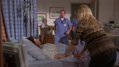 Call Dr. Hudson! She's crashing! - One Tree Hill