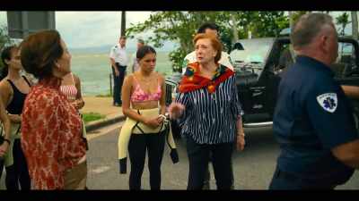Call Dr. Montgomery,
have him meet us there - Dive Club