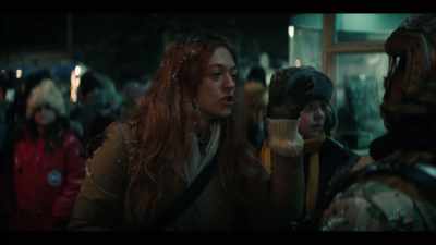 Call someone inside. - Y: The Last Man