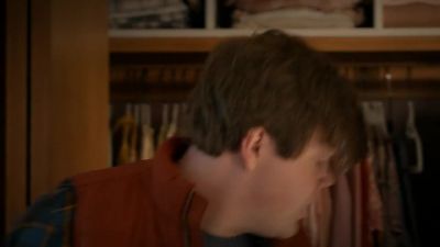 Call Max and Harper.
Tell them to come over now! - Big Sky