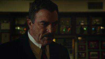 Call the bus, Jack. - Blue Bloods