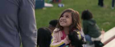 Calm down. I'm gonna fix
her, okay? Here you go. See? - Instant Family