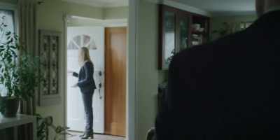 - Calm down.
- You're out of state, - Seven Seconds