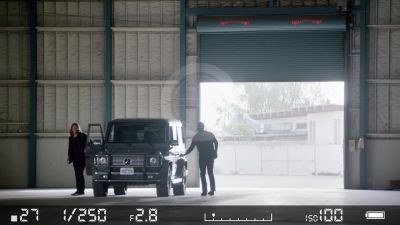 [camera clicking] - Hawaii Five-0