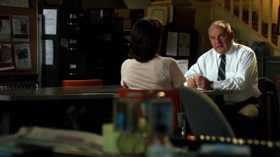 (camera shutter clicking) - CSI: Crime Scene Investigation
