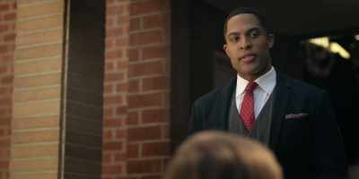 [camera shutters clicking] - Dear White People
