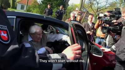 (cameras clicking) - The Accountant of Auschwitz