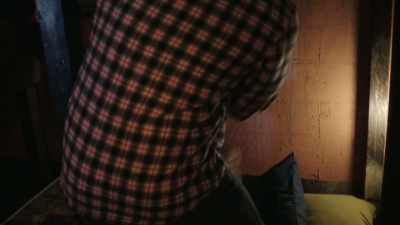 - Cameron, stop!
- No! No! No! - Girl in the Closet