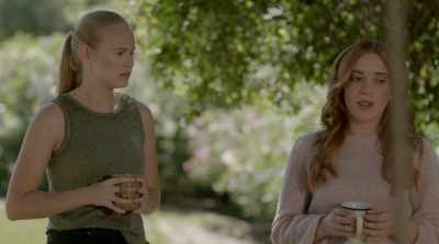 - Camilla burned to death.
- Oh, my God. - Deadly Switch