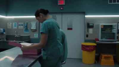 - Can you believe him?
- Mmm! - Coroner