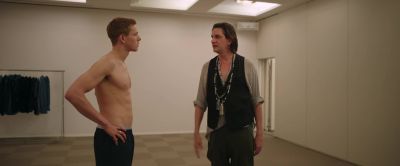 - Can you do that? - Yeah, so like a rhythm? - Triangle of Sadness