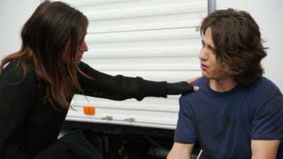 - Can you drive me home?
- Oh. - Better Things