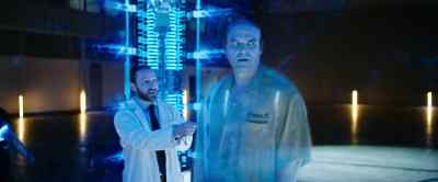Can you face me, please? Turn towards me. - We Have a Ghost