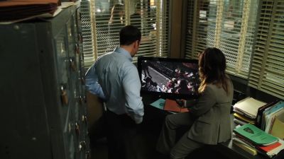 - Can you fast-forward?
- Yes. - Blue Bloods