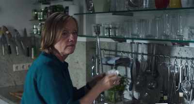Can you fix them again with
that professional glue? - Toni Erdmann