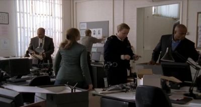 Can you give us a minute
please guys? - The Inspector Lynley Mysteries