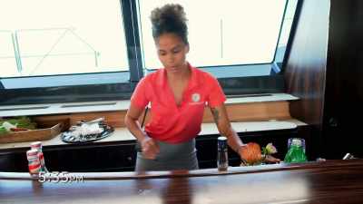 Can you go hand over
and tell her - Below Deck Sailing Yacht