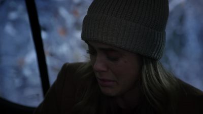 Can you hold on till I get back? - Manifest