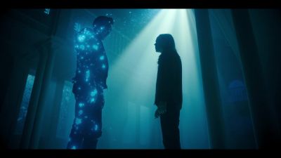 -Can I ask you a weird favor?
-Anything. - The Umbrella Academy
