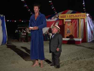 Can I explain it to you inside? - Man from Atlantis