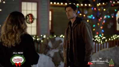 Can I get you ladies
something to drink? - Heart of the Holidays