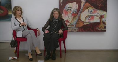Can I go home and put on my pajamas? - Grace and Frankie