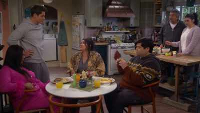 Can I have extra?
I'm eating for two. - Lopez vs Lopez