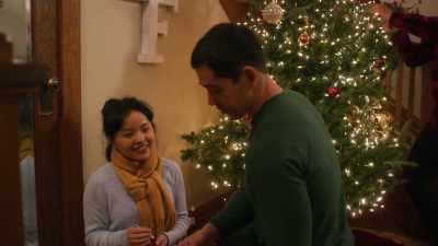 - Can I help?
- Of course you can. - The Christmas Listing