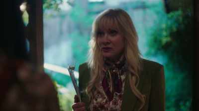 -Can I help you?
-Are you Mindy Vogel? - Little Bites