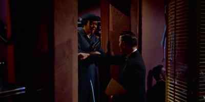 Can I help you, lady? - Imitation of Life