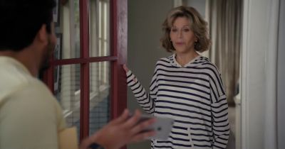 Can I help you? - Grace and Frankie