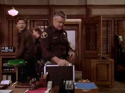 Can I help you? - Murder, She Wrote