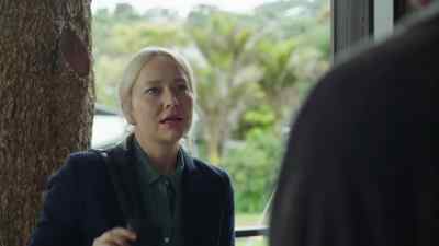 Can I help you? - The Brokenwood Mysteries
