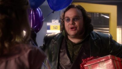 Can I help you? - Smallville