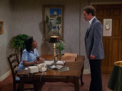- Can I help you, sir?
- Yes. - Dallas