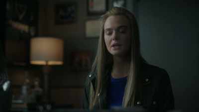 Can I just get a new phone? I can just
text Lynn and explain everything. - The Girl from Plainville