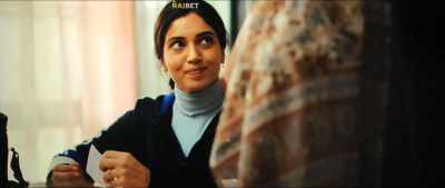 -Can I keep this?
-Of course. It's for you, after all. - Badhaai Do