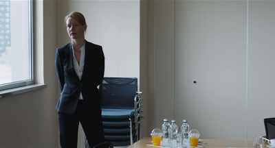 - Can I pull up the screen?
- Pull up? Yes. - Toni Erdmann