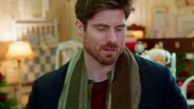 Can I see that one, please? - Coupled Up for Christmas