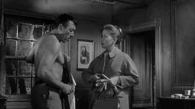 Can I take your coat? - Requiem for a Heavyweight