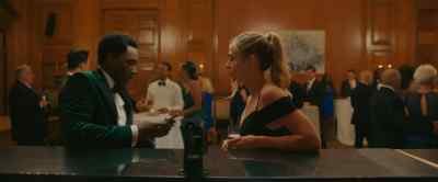Can I take this?
I'm sorry. I gotta take this. - Midas