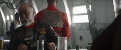 -Can I use your viewer?
-Mmm-hmm. - The Mandalorian