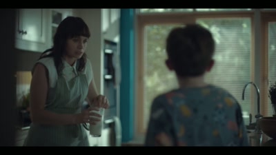 - Can I wee in the garden?
- What? No! - Clean Sweep