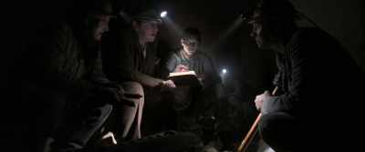 - Can it even be killed?
- Just like all of us. - The Deep Dark