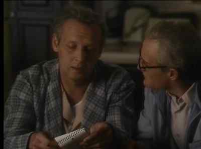 Can l keep this?
uh-uh. - Roswell