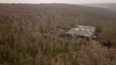 Can they manage to have it ready
in just six months? - Secret Nazi Ruins